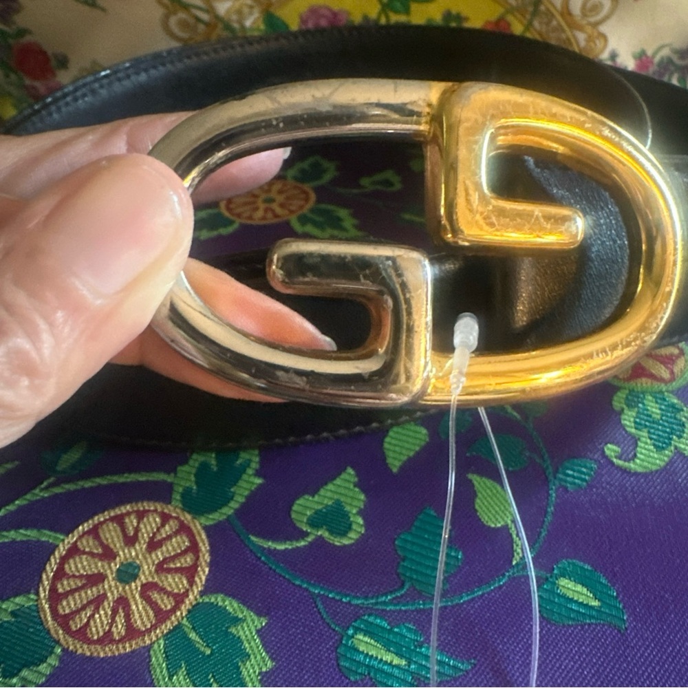 Gucci Black Leather Belt with Gold/Silver Double G Buckle 80/32 - Picture 2 of 9